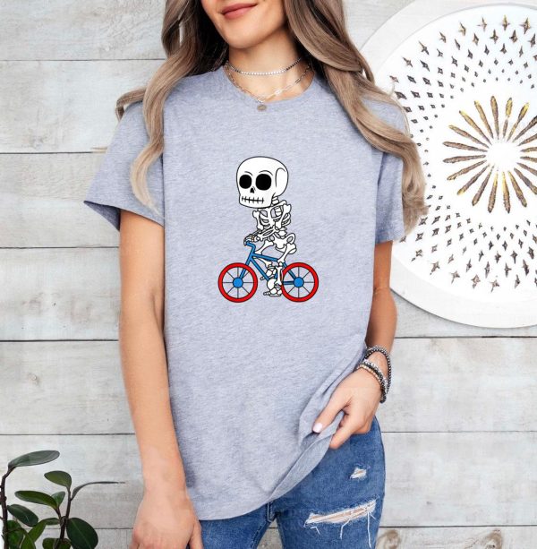 Cyclist Skeleton Biker Halloween T-Shirt - Image 4